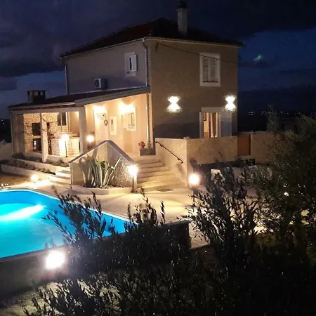 Pan Holiday home